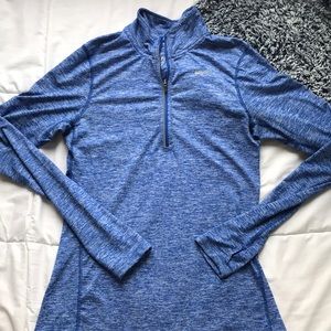 Nike 1/4 zip long sleeve top